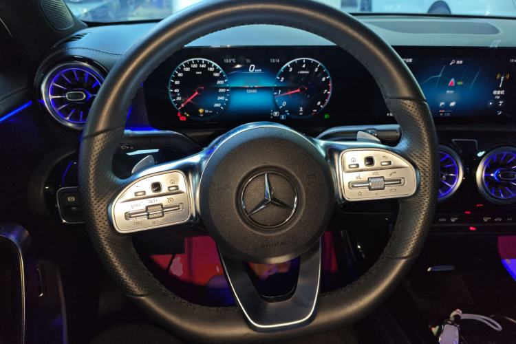 Used Mercedes-Benz A-Class 2021 A 200 L Sport Sedan Fashion Model
