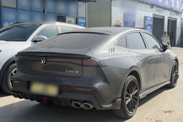 Used CHANGAN UNI-V 2023 1.5T Sport Edition
