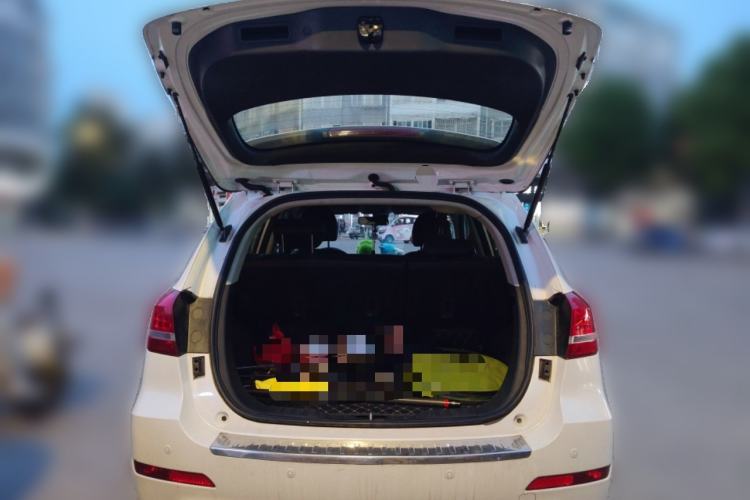 Used Haval H2 2017 Red-Label 1.5T Manual Two-Wheel-Drive Elite Model