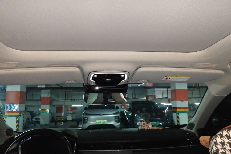 Used Lynk & Co 05 2020 2.0TD Two-Wheel Drive Shine Halo Headliner