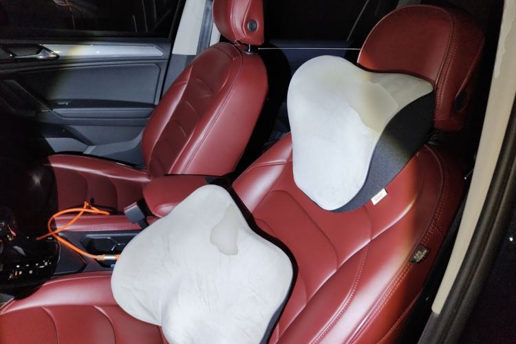 Used Volkswagen Tiguan L 2020 330TSI Automatic Two-Wheel Drive R-Line Flagship Version China VI Standard Left Front Seat