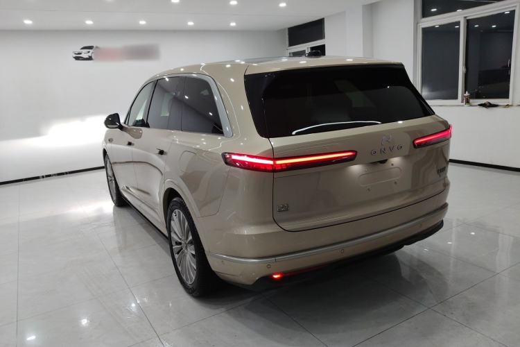 Used ONVO Luxeed L90 2025 Model—Max Six-Seater Version
