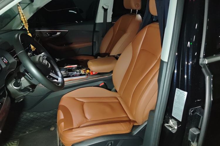 Used Audi Q7 2020 55 TFSI quattro S line sports model Left Front Seat