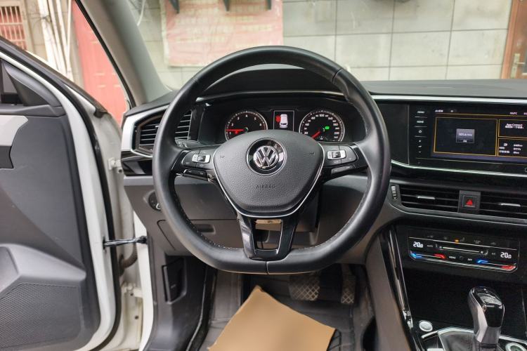Used Volkswagen Tayron 2020 330TSI Two-Wheel Drive Luxury Smart Connectivity Version Steering Wheel