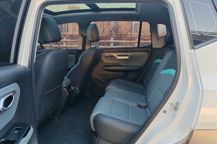 Used AION Y 2024 Younger Star Edition Interior 5