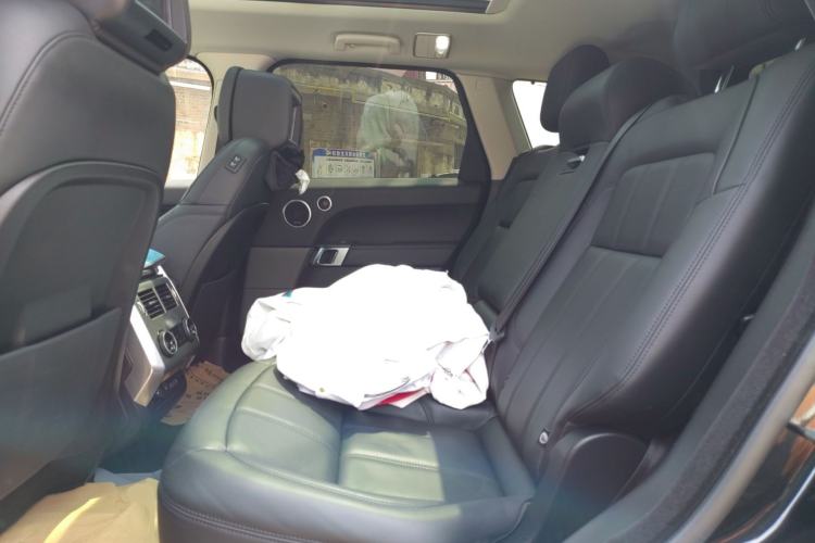 Used Land Rover Range Sport 2020 3.0 L6 HSE DYNAMIC
