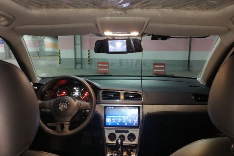 Used Volkswagen Gran Lavida 2013 1.6L Automatic Comfort Model
