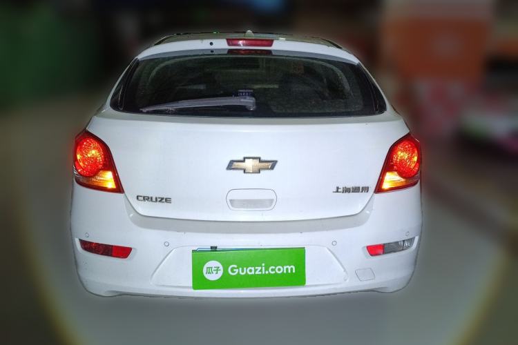 Used Chevrolet Cruze 2013 Hatchback 1.6L Manual Luxury Model
