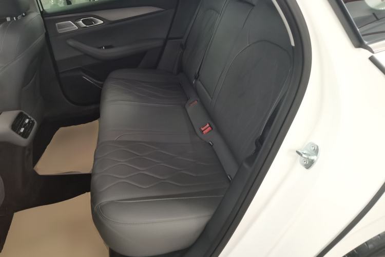 Used Geely Galaxy A7 2025 Model EM-i 150km Long-Distance Edition
