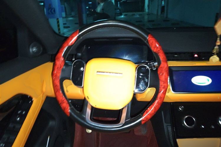 Used Land Rover Range Rover Evoque 2020 249 PS Youth Edition