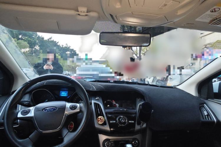 Used Ford Focus 2012 Hatchback 1.6L Automatic Fashion Edition