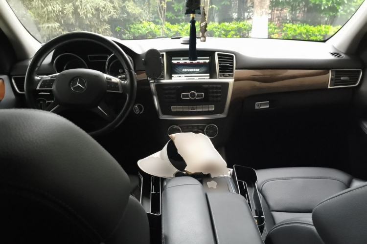 Used Mercedes-Benz M-Class 2015 ML 400 4MATIC Dynamic Model