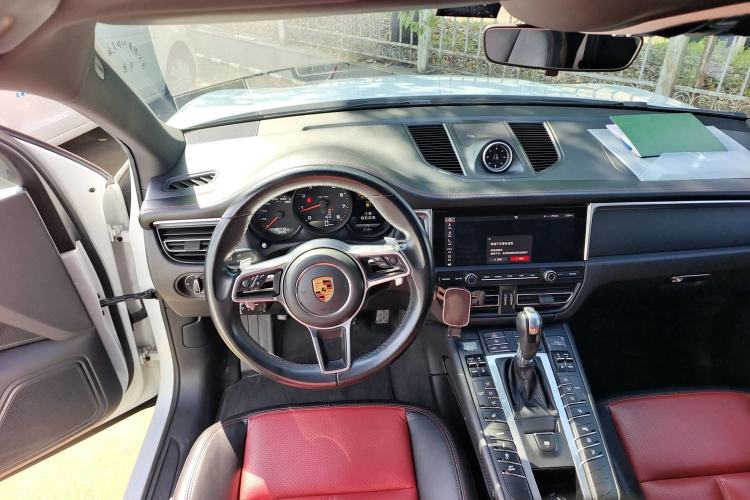 Used Porsche Macan 2018 Macan 2.0T