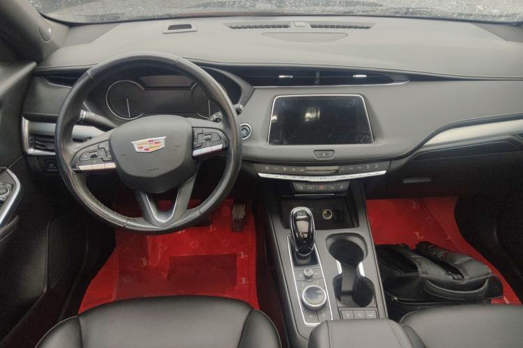 Used Cadillac XT4 2023 28T Two-Wheel-Drive Luxury Version
