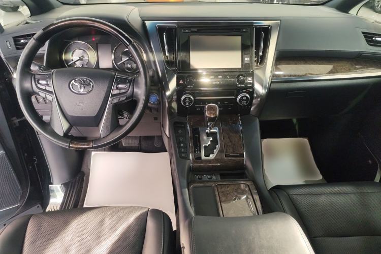 Used Toyota Alphard 2019 Dual-Engine 2.5L Prestige Edition Center Console