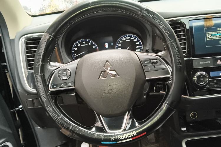 Used Mitsubishi Outlander 2020 2.0L Two-Wheel Drive Enjoyment Version 5 Seats