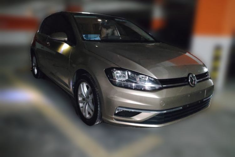 Used Volkswagen Golf 2019 1.6L Automatic Comfort Model China V Standard Front Right 45 Deg