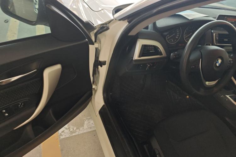 Used BMW 2 Series 2017 220i Leading Model