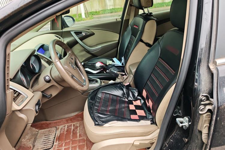 Used Buick GT 2010 GT 1.8L Automatic Fashion Edition
