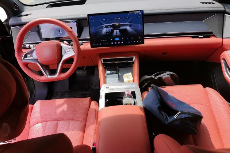 Used BYD Tang L 2025 DM 175KM Drone Player Edition Center Console