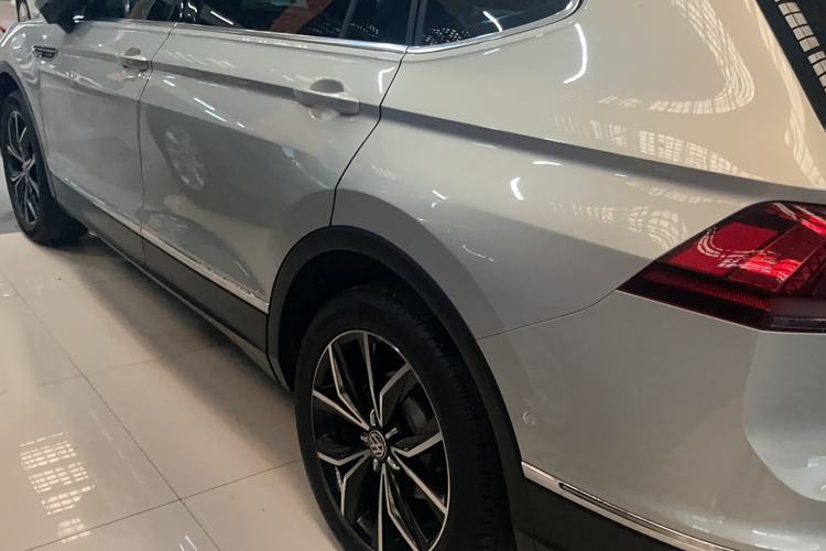 Used Volkswagen Tiguan L 2017 330TSI Automatic Two-Wheel Drive Flagship Edition