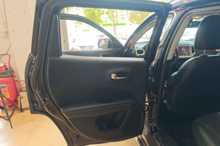 Used Jeep Compass 2017 200T Automatic Family Edition