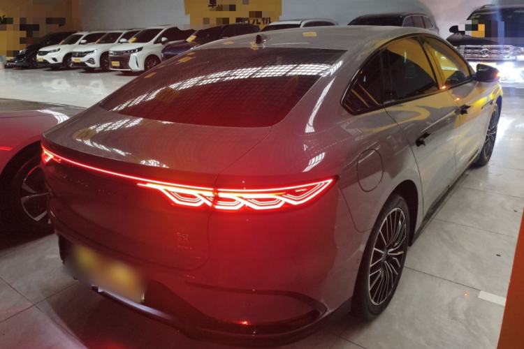 Used BYD Han 2025 DM-i Intelligent Driving Edition 125KM LiDAR Flagship Model