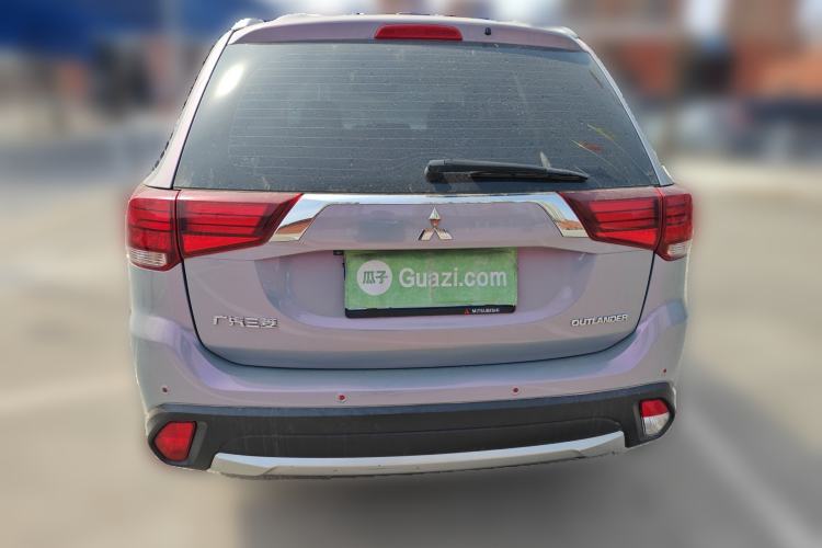 Used Mitsubishi Outlander 2018 2.0L Two-Wheel Drive Glory Edition 5 Seats