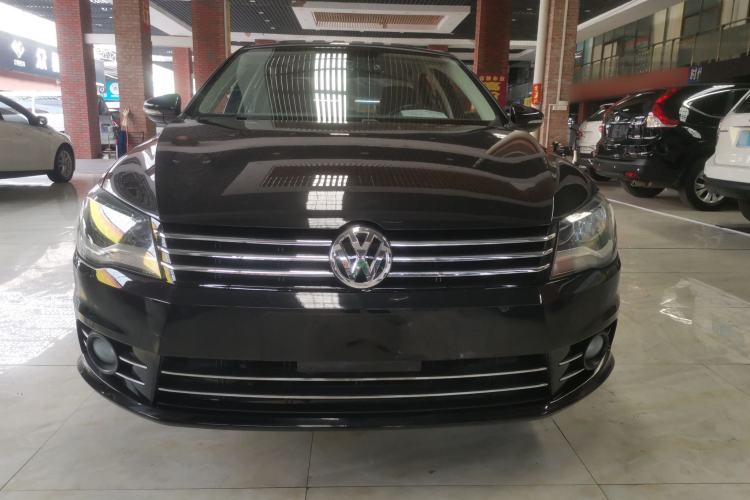 Used Volkswagen Bora 2015 Value Edition 1.6L Automatic Comfort Version