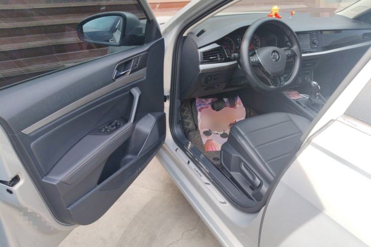 Used Volkswagen Lavida 2018 1.5L Automatic Comfort Edition China V Standard Driver Seat