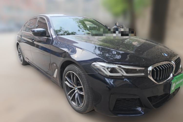 Used BMW 5 Series 2022 Restyled 525Li M Sport Package Front Right 45 Deg