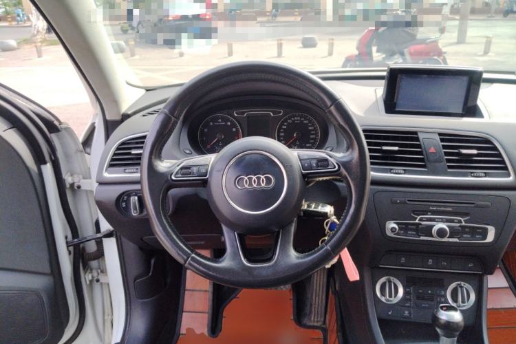 Used Audi Q3 2015 35 TFSI quattro Technology Edition
