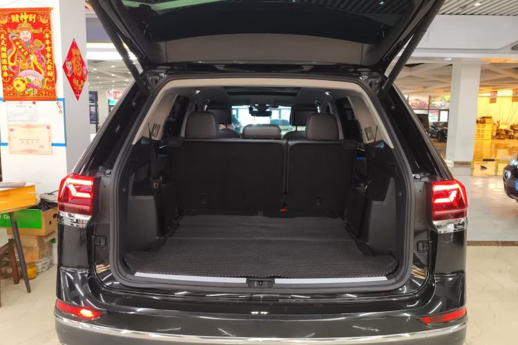 Used Volkswagen Teramont 2021 380TSI Four-Wheel Drive Prestige Flagship Edition Trunk