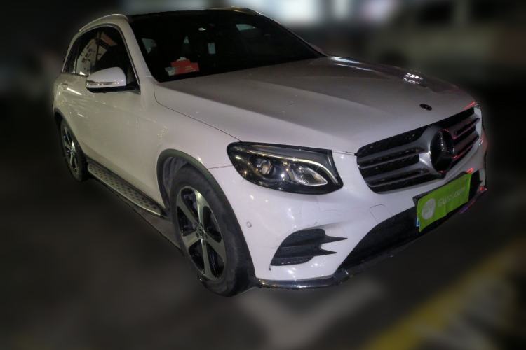 Used Mercedes-Benz GLC 2018 Facelift GLC 260 4MATIC Luxury Edition
