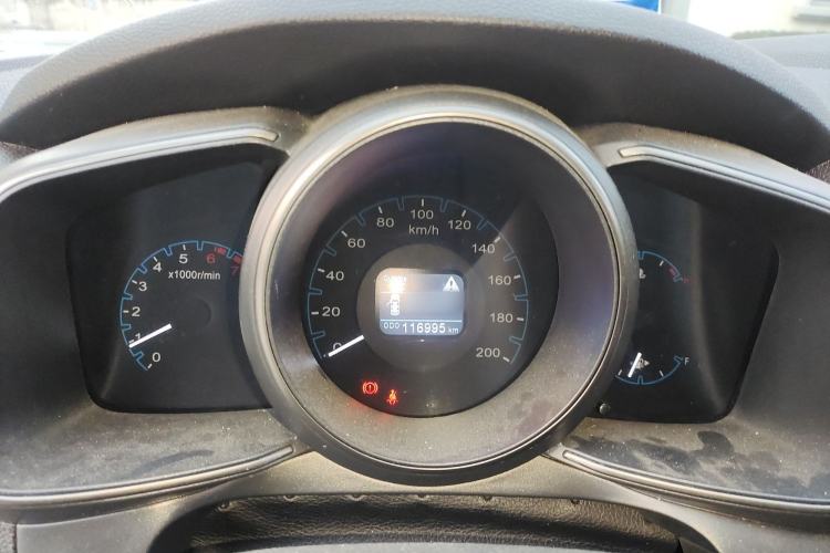 Used CHANGAN OSHAN CX70 2017 CX70T 1.5T Manual High-Performance Edition