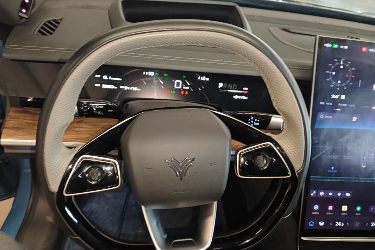 Used NETA S 2022 All-Electric 650 km Four-Wheel Drive Premium Version