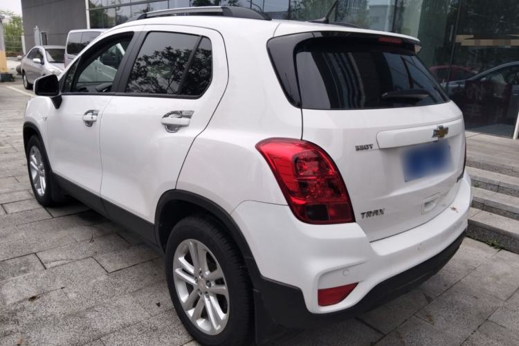 Used Chevrolet Trax 2018 330T Automatic Two-Wheel Drive Elite Model Rear Left 45 Deg