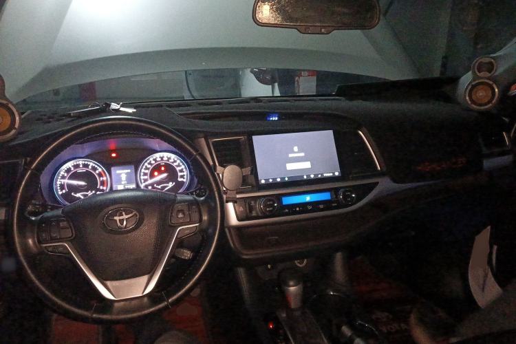 Used Toyota Highlander 2017 2.0T Four-Wheel Drive Luxury Edition 7 Seats
