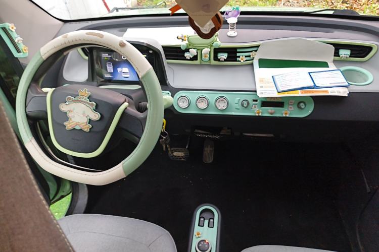 Used Wuling Hongguang MINIEV 2021 Macaron Premium Model – Lithium Iron Phosphate