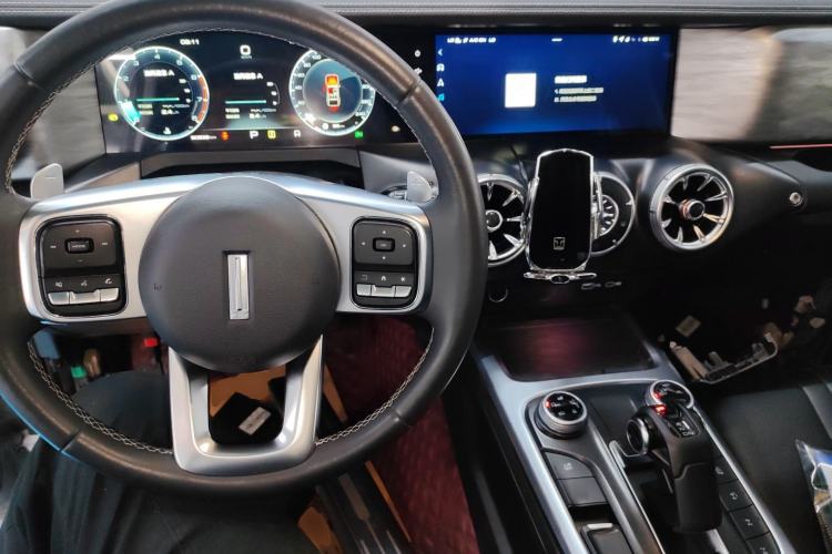 Used Tank 300 2021 Off-Road Edition 2.0T Conqueror Center Console