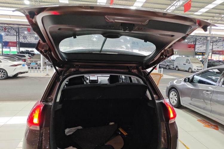 Used Peugeot 2008 2014 1.6L Automatic Trend Edition Trunk