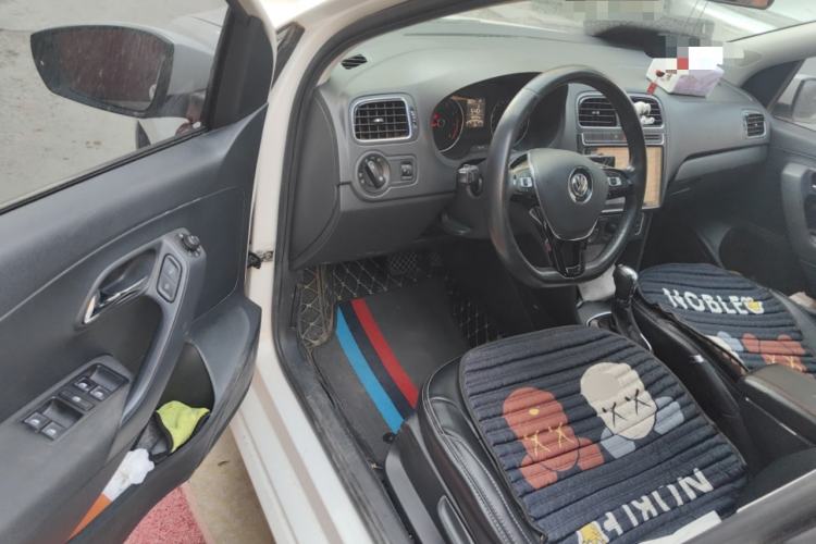 Used Volkswagen Polo 2016 1.6L Automatic Comfort Model Driver Seat