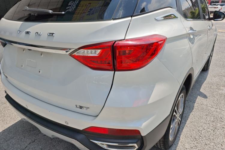 Used Hanteng X5 2020 1.5T Automatic Luxury Model 5 Seats Right Rear Taillight