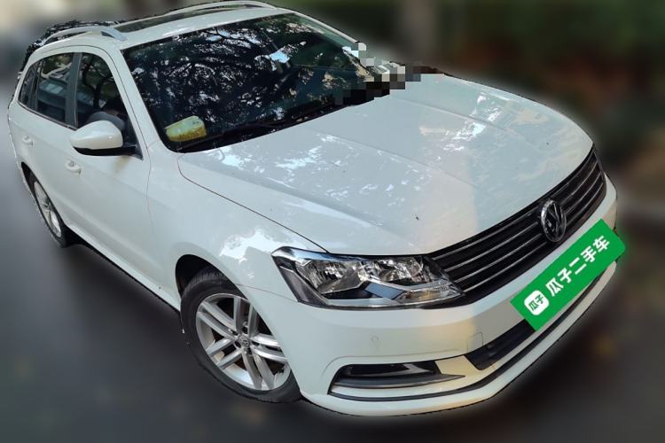 Used Volkswagen Gran Lavida 2015 1.6L Manual Comfort Edition