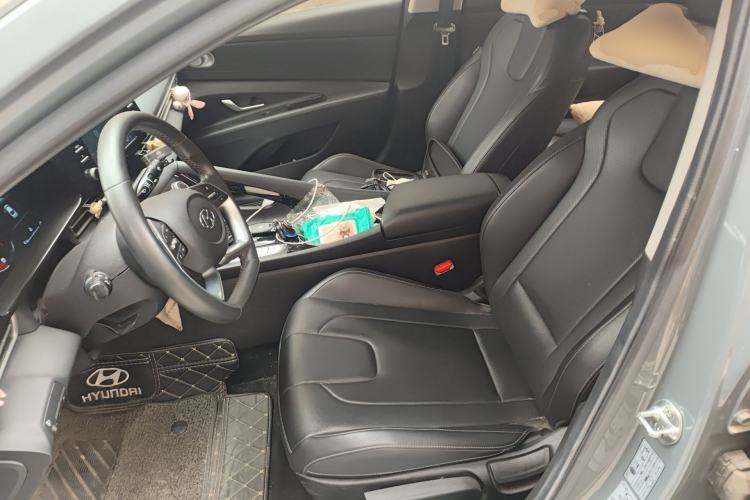 Used Hyundai Elantra 2021 1.5L CVT GLX Elite Edition Left Front Seat