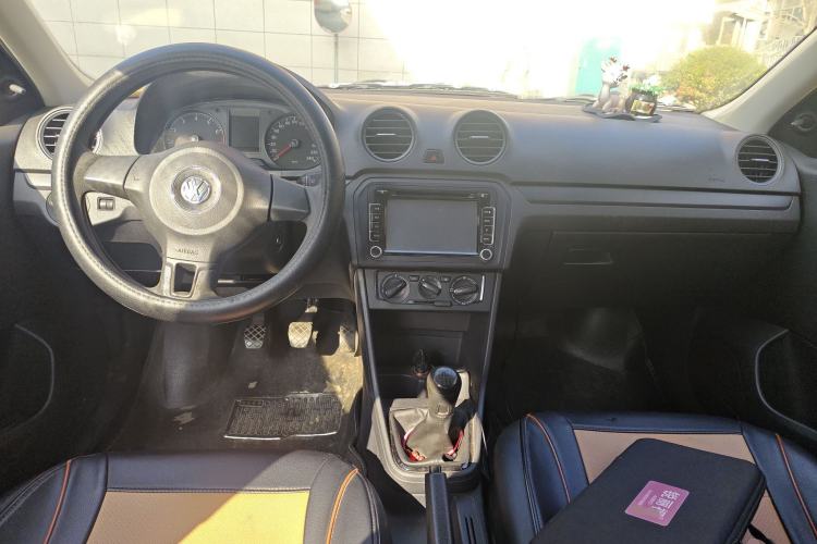 Used Volkswagen Jetta 2013 1.6L Manual Fashion Edition