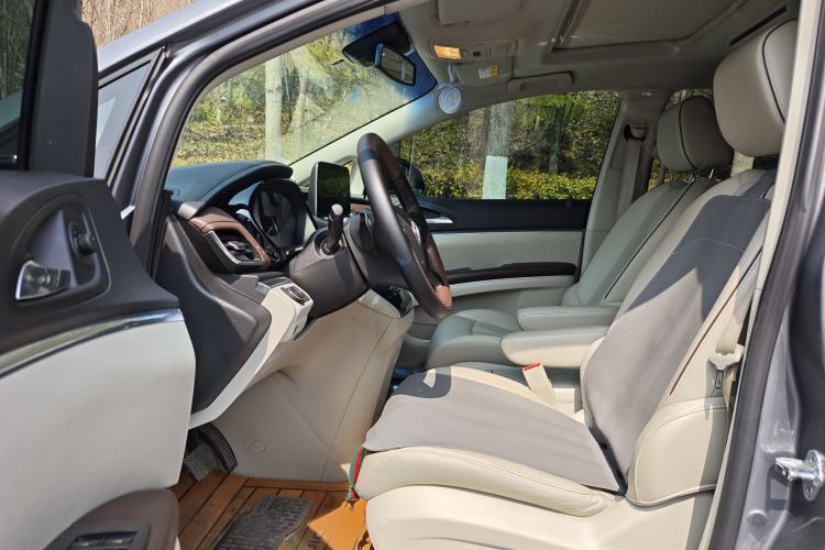 Used Buick GL8 2020 Land Business Class 652T Luxury Model