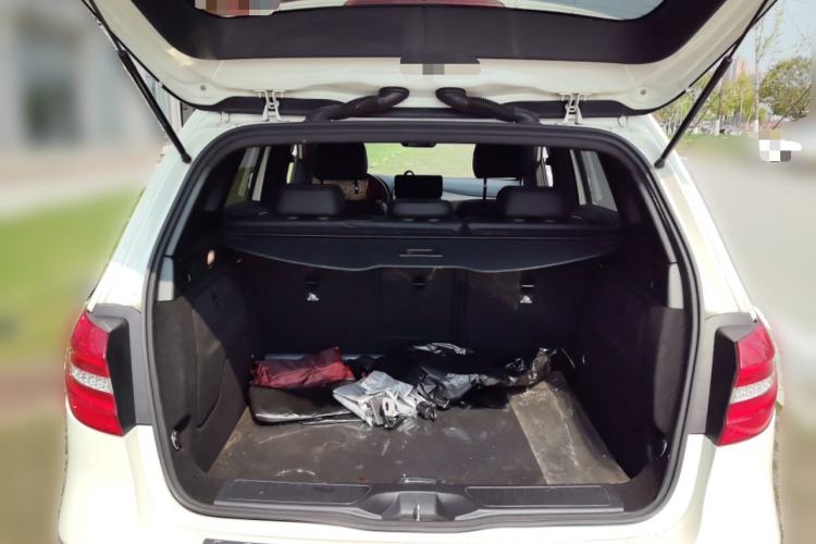Used Mercedes-Benz B-Class 2012 B 200 Trunk