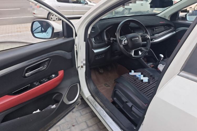 Used Haval H2s 2017 Blue Label 1.5T Manual Elite Model Driver Seat