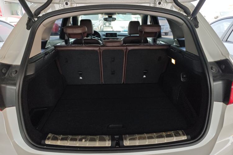 Used BMW X1 2016 xDrive20Li Luxury Model
